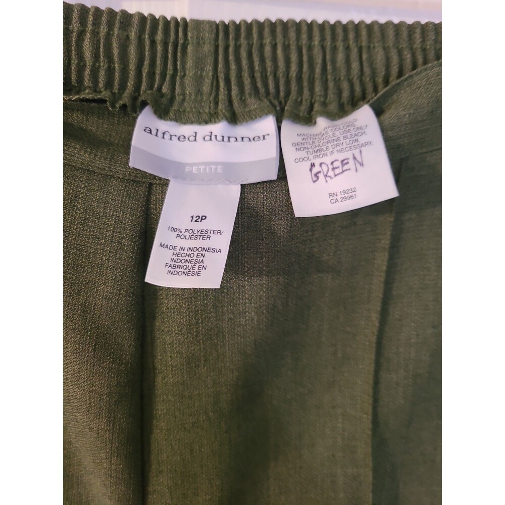 Alfred Dunner Petite Women's Olive Green Straight Leg Dress Pants Size 12P - Picture 5 of 5